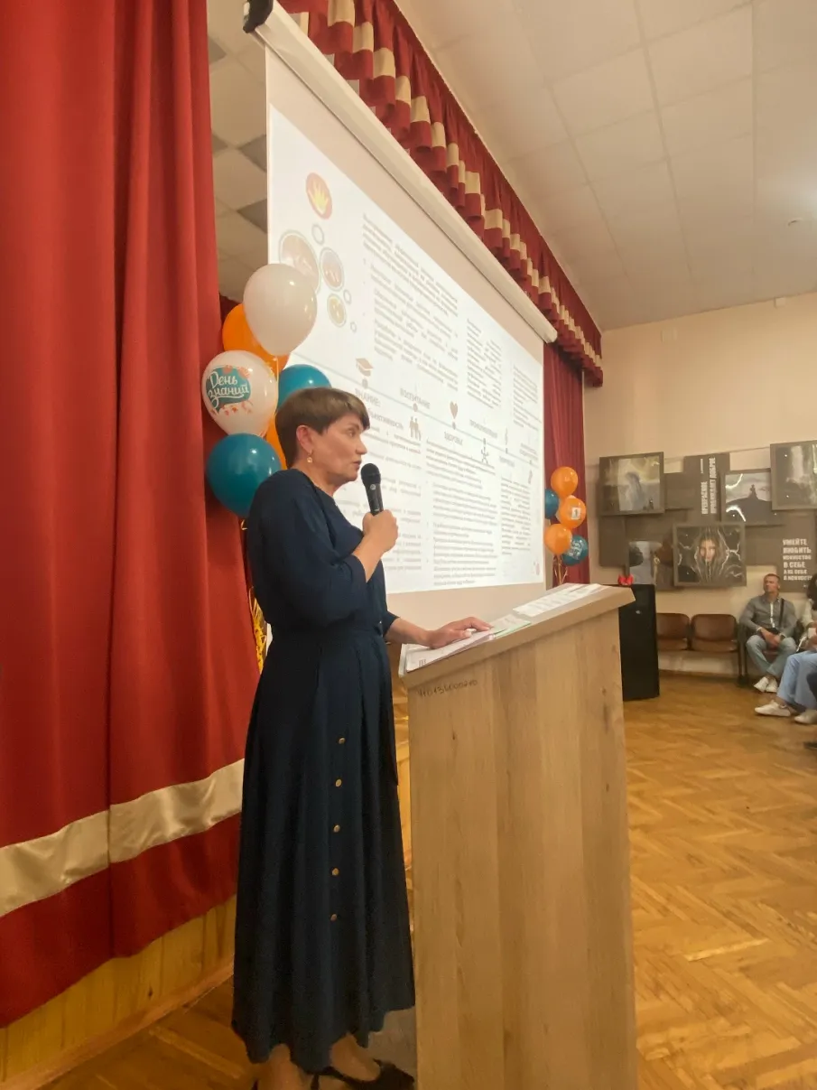 Вчера в школе, в корпусе 1, состоялось общешкольное родительское собрание.