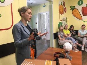 Сегодня, в школу приехал представитель компании СЕНСОРТЕХ