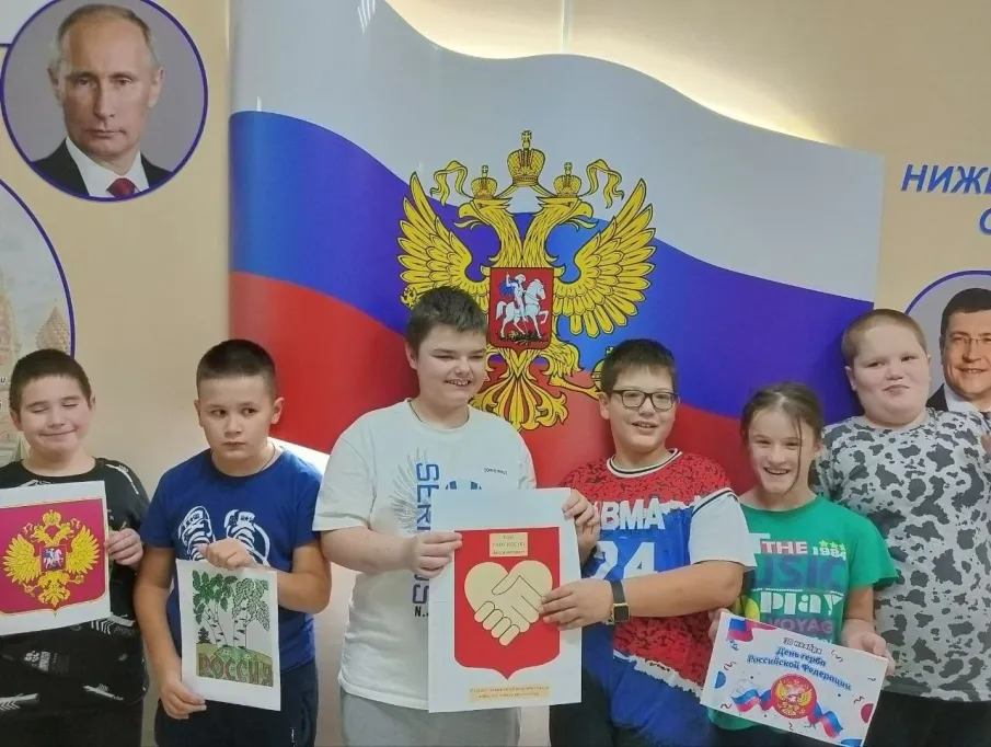 Сегодня в России празднуют День герба Российской Федерации.